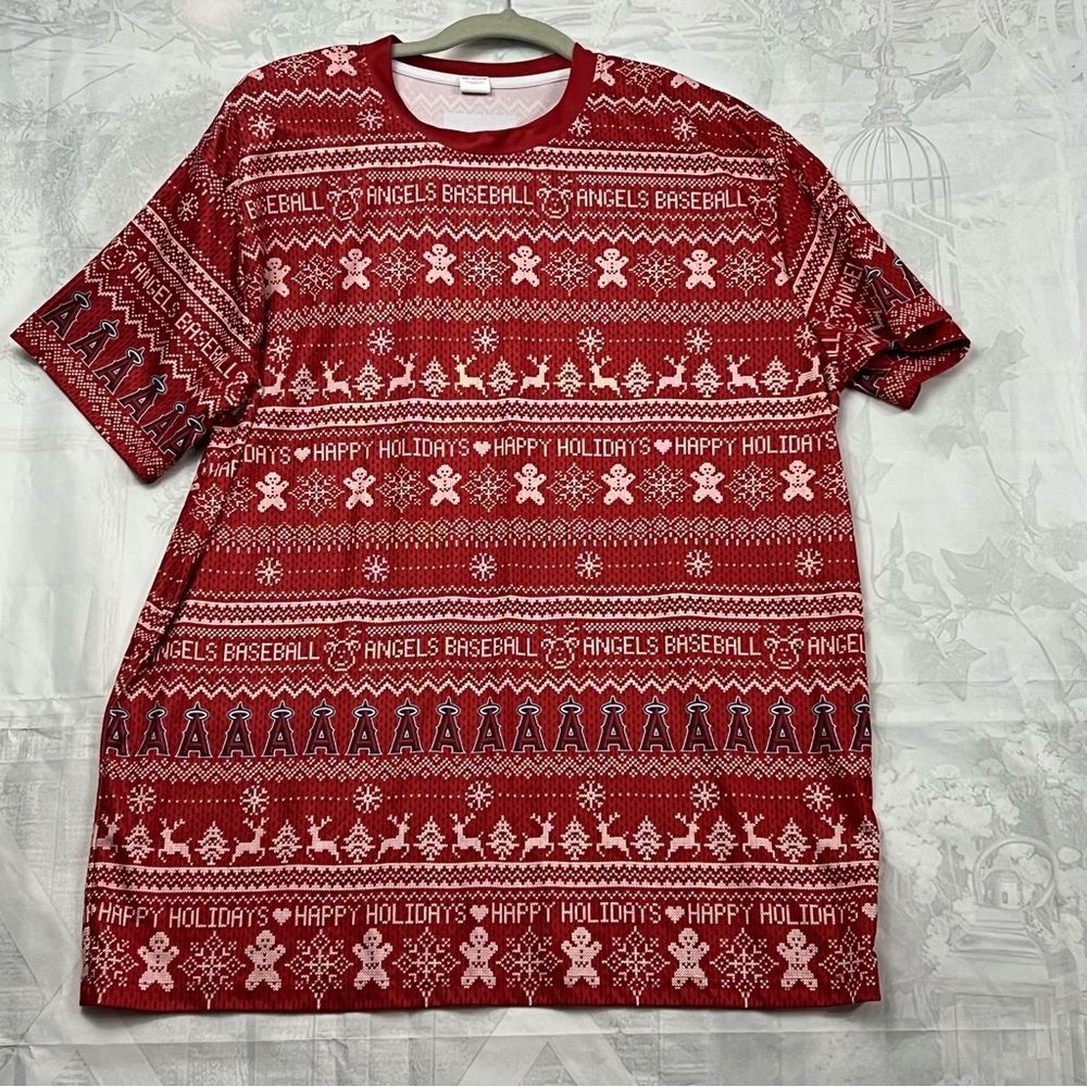 L.A. Angels Baseball Christmas festive holiday "Stadium Exclusive" Adult XL tee